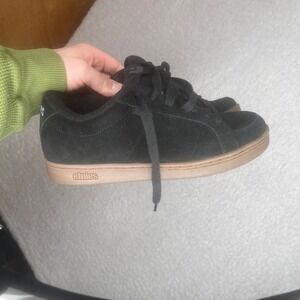 Etnies Kingpin Mens 8.5 Skate Shoes Black Gum Suede Sneakers 4101000091-532